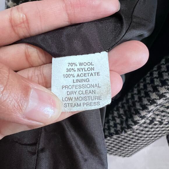 Vintage Women's Wool Blend Black and Cream Houndstooth Blazer Size M-L - Picture 6 of 8